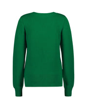 Kelly Jumper, Holly Green