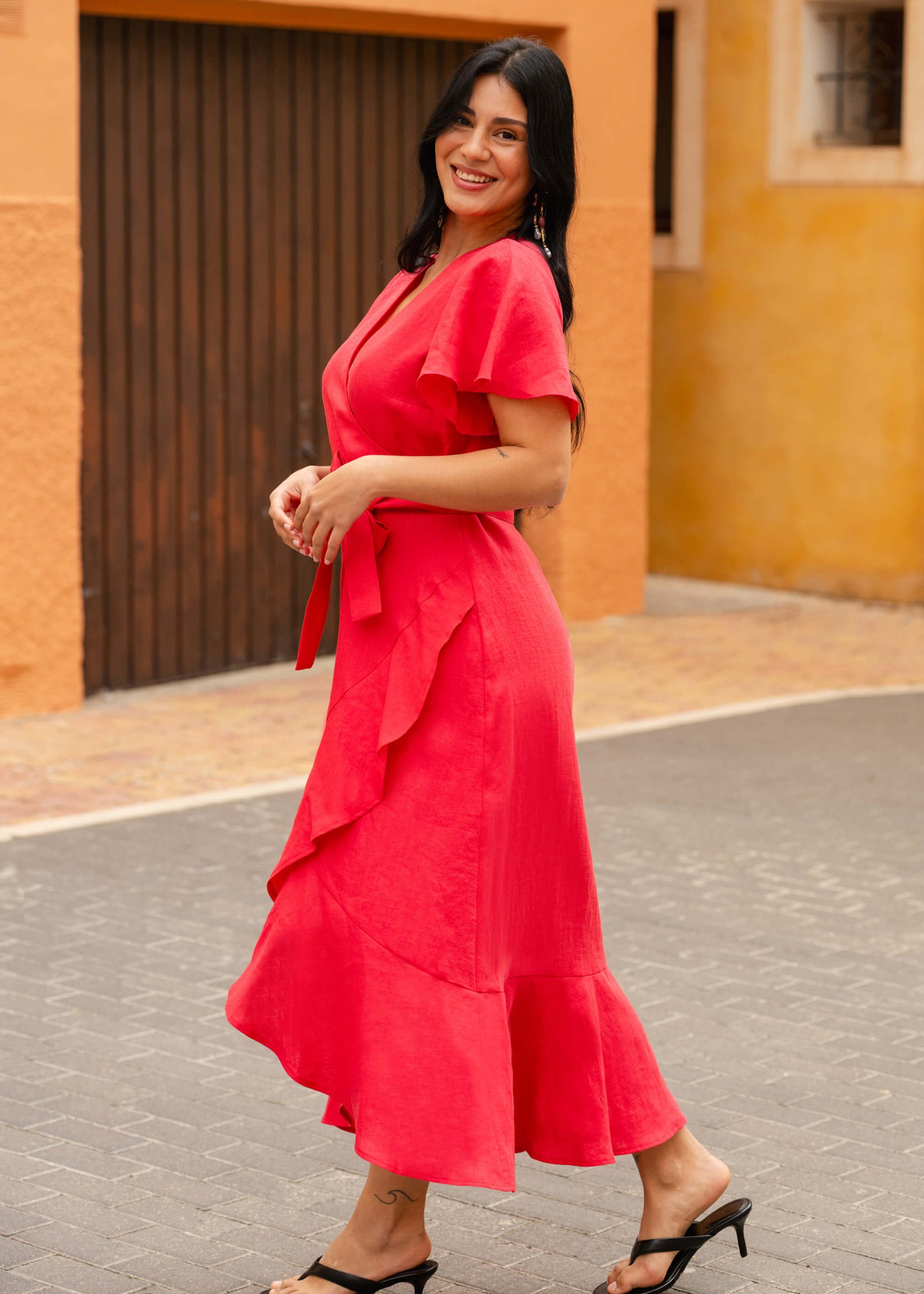 nakoa-annika-dress-rasberry_3.jpg