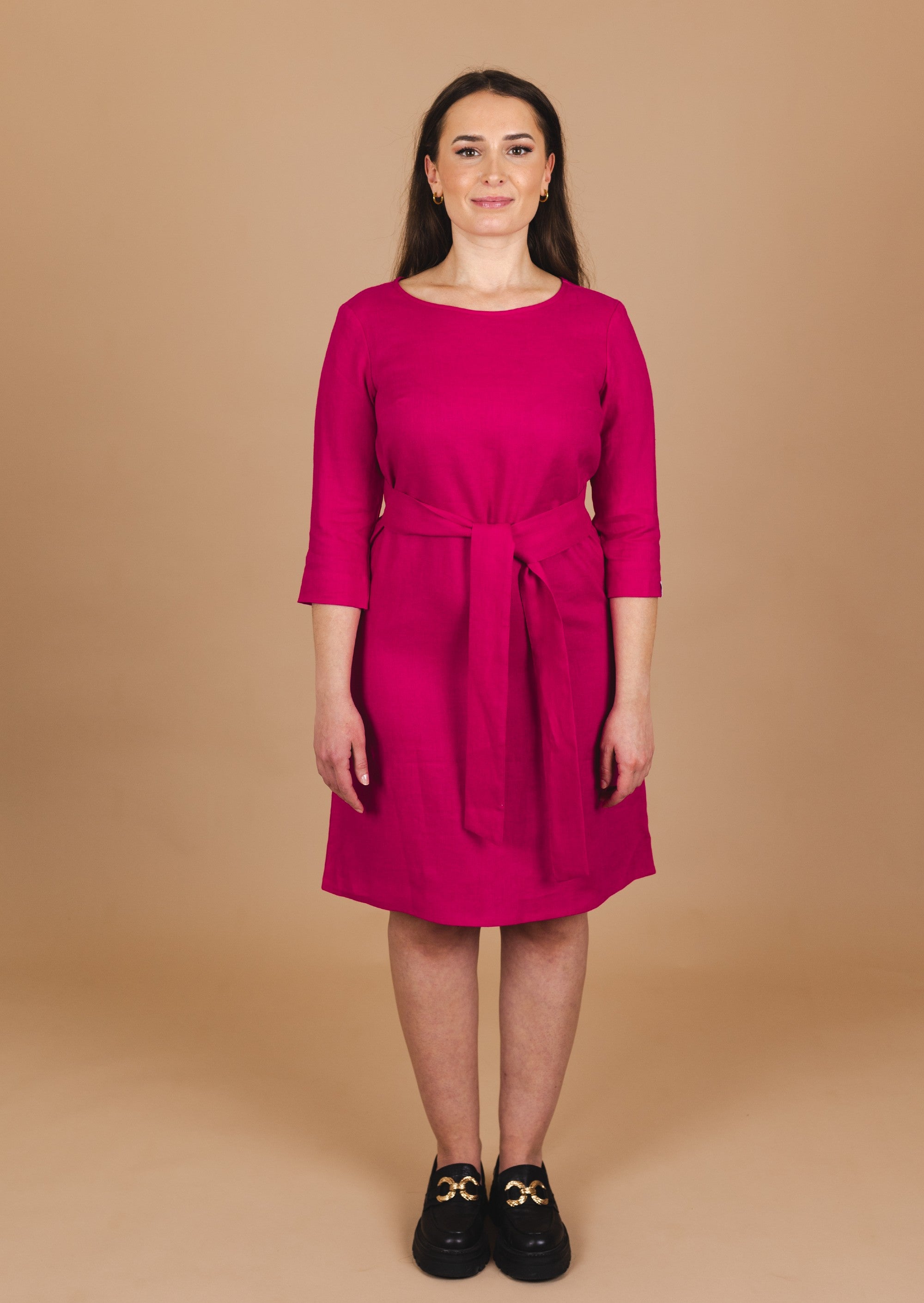Klassisches Leinenkleid, rosa Pfau