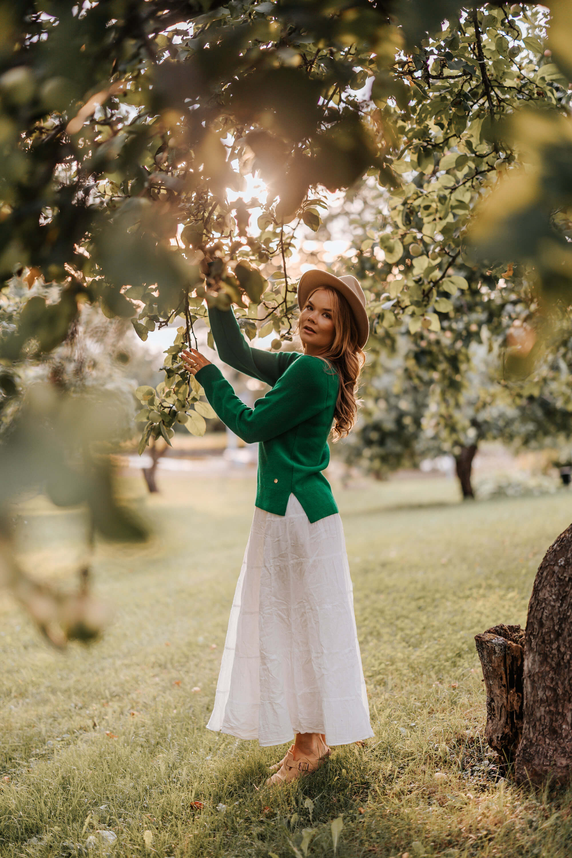 nakoa-kelly-jumper-holly-green-merinoneule_5.jpg