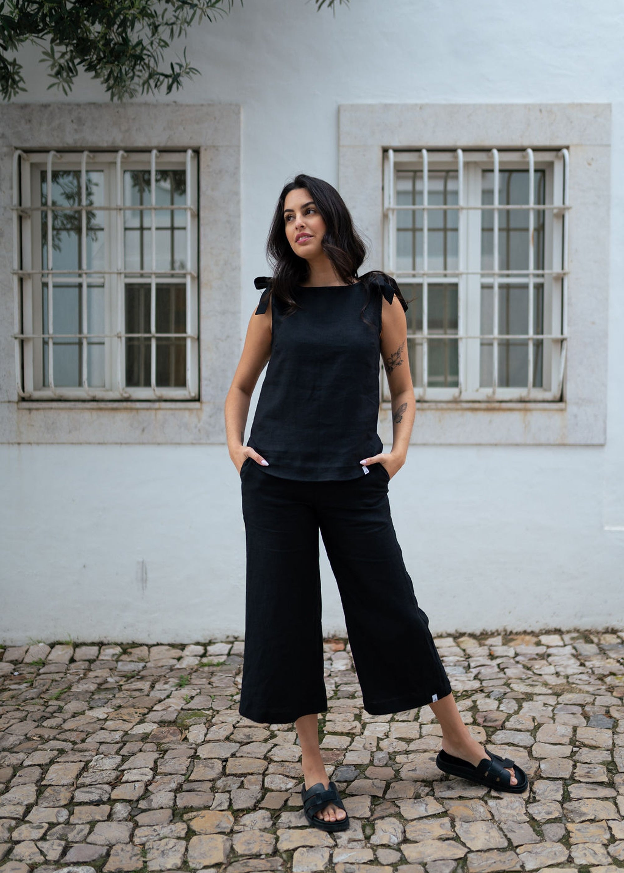 nakoa-lauren-top-black-ss24.jpg