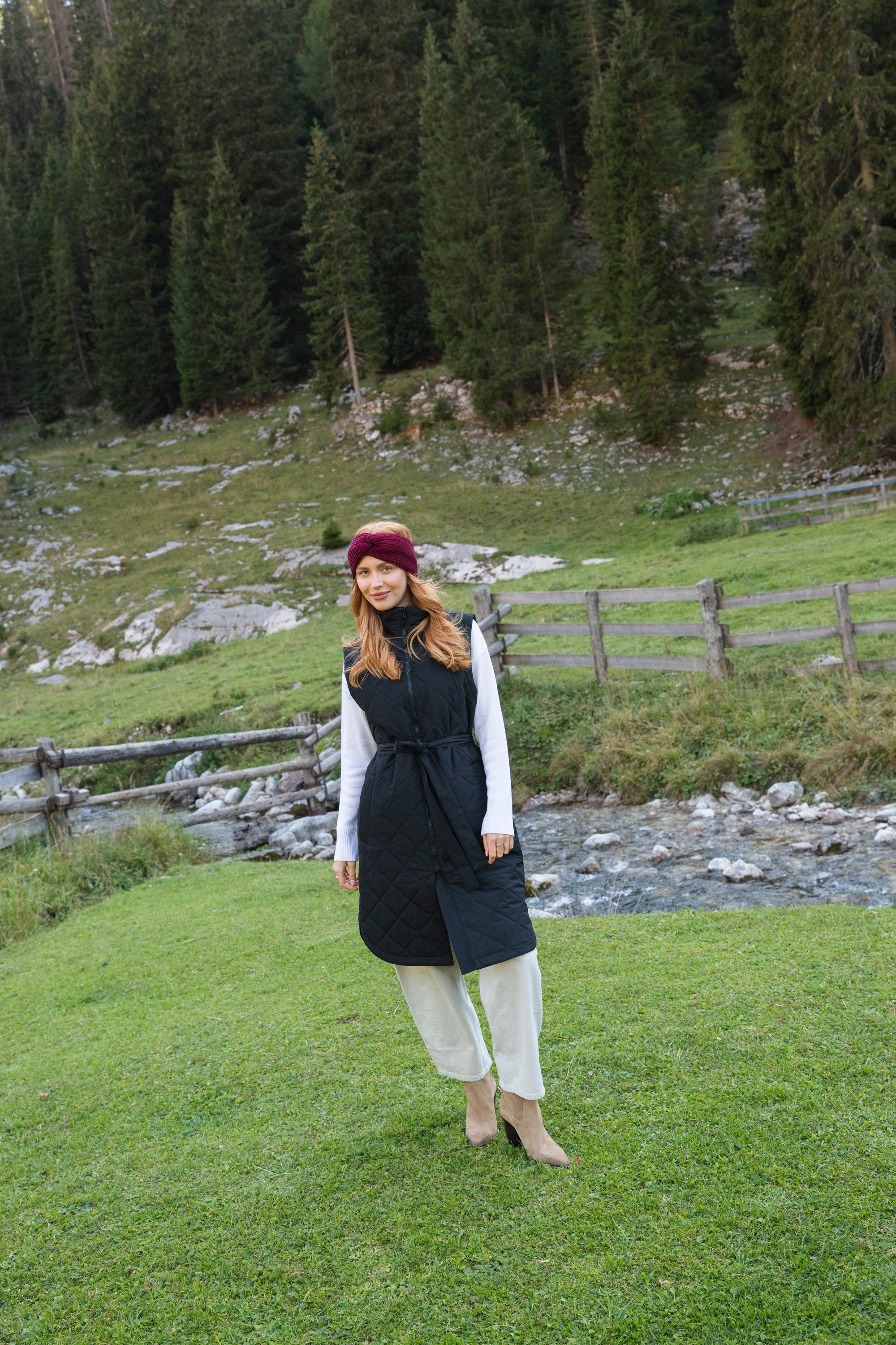 Libby Vest, Black